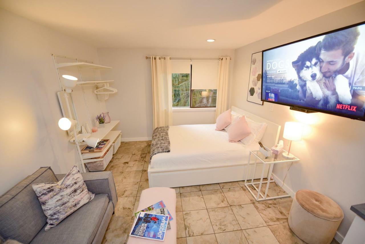Newly Renovated Whistler Studio Exteriér fotografie